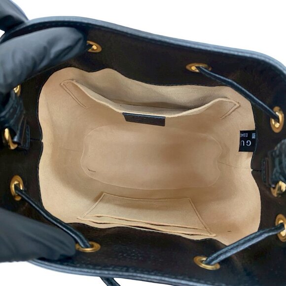 GUCCI Black Leather Shoulder Bag - Picture 9 of 10